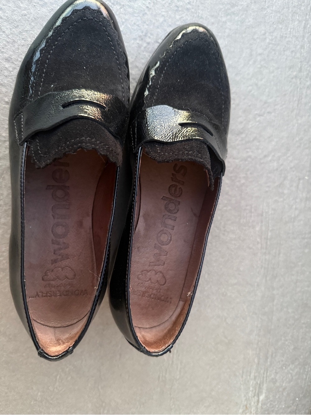 Wonders Black Patent & Suede Loafers  Made in Spain – Great Condition